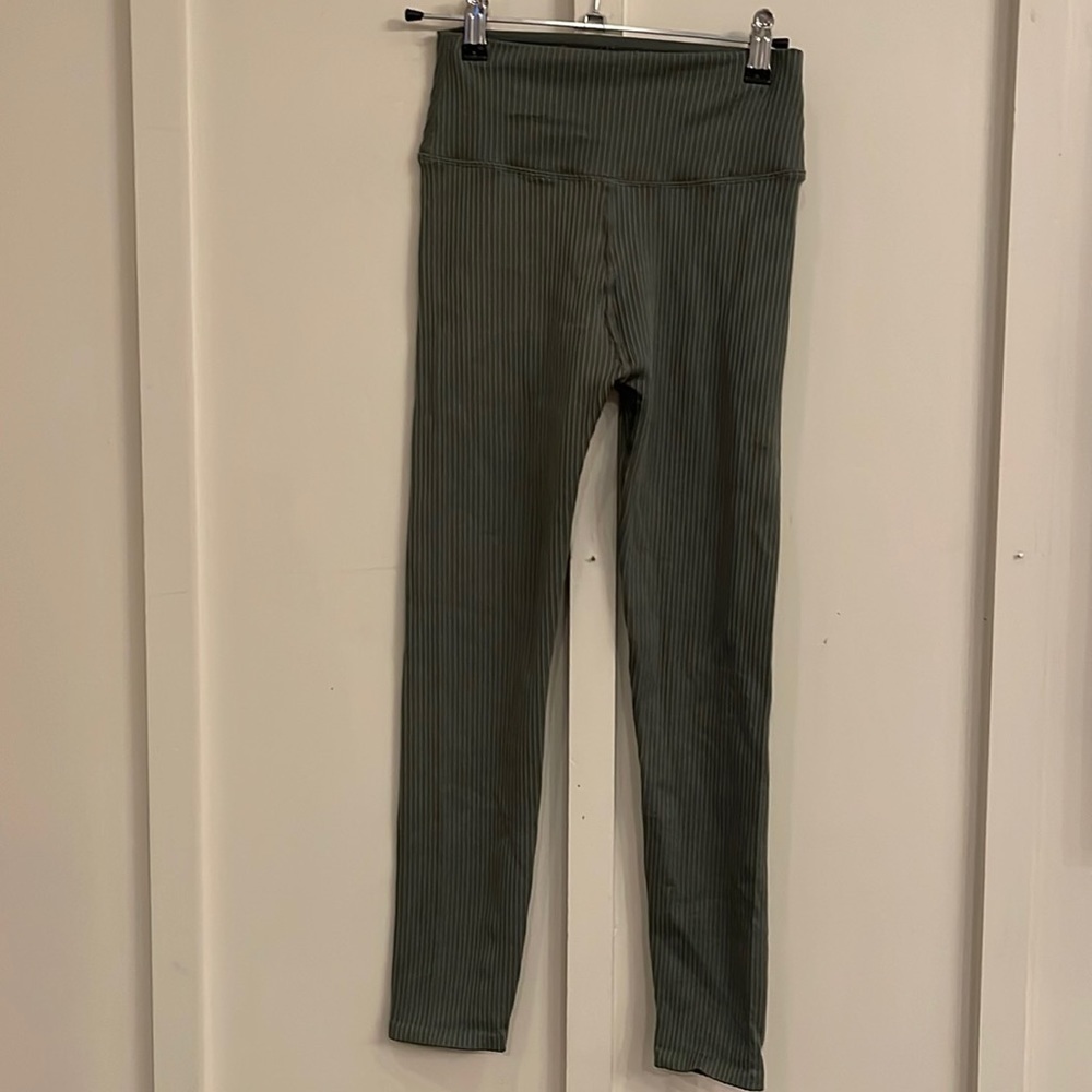 Good American Green Ribbed Stretch Leggings